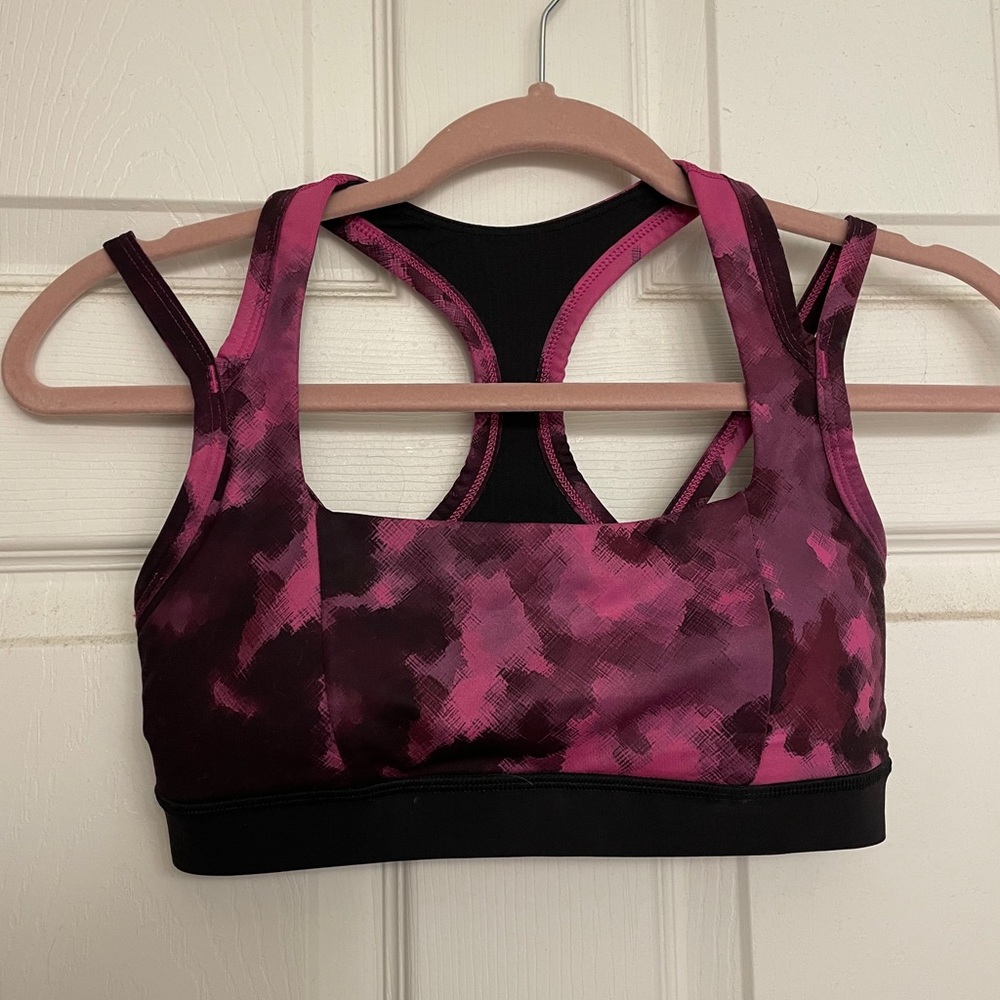 Lululemon Sports Bra. Size 6